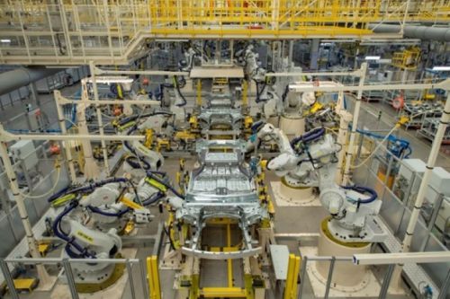 人民日報點贊極氪5G智慧工廠，智能制造與互聯網服務融合樹立新標桿